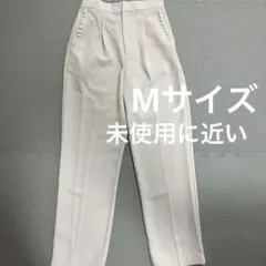 リエディ　パールデザイン　タックテーパードパンツ　アイボリー(M)