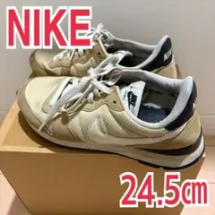 【NIKE ナイキ】24.5㎝　スニーカー　靴　ベージュ　匿名配送