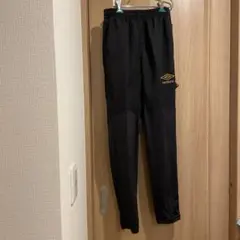 10 umbro ピステパンツ 黒