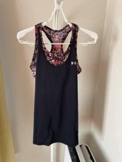 Under Armour 2 in 1 tankのサムネイル