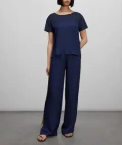 ASPESI アスペジ 半袖Tシャツ カットソー XSネイビーのサムネイル