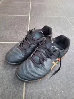 asics DS LIGHT サッカーシューズ 黒/オレンジ