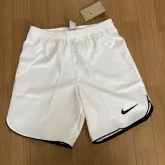 Nike DRY FITショートパンツ　S