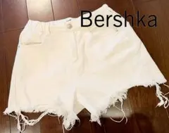 送料込み◆白◆ショートパンツ◆Bershka◆ベルシュカ◆36◆デニム◆ZARA