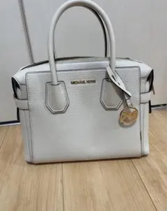 MICHAEL KORS ホワイトショルダーバッグ