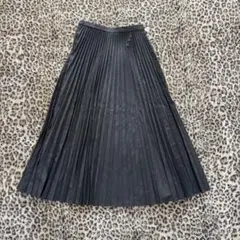 ユニクロ　ロングプリーツスカート