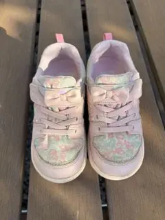 キャロット スニーカー