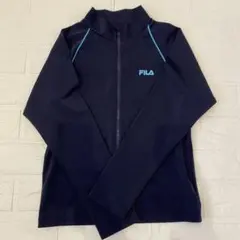 【極美品　未使用級】FILA ネイビー ラッシュガード 長袖　140