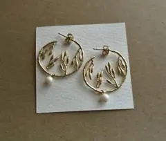 パールピアス ピアス