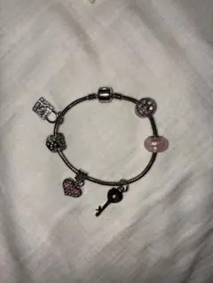 ブレスレット　チャーム付け替え可