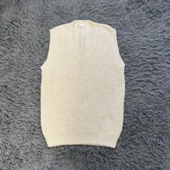 Young Caldashe クリーム Vネック ニットベスト