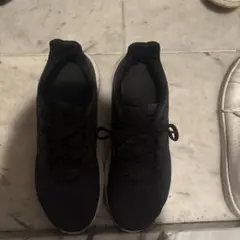 アディダス ランニングシューズ ダークブルー