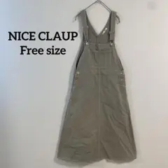 【681】NICE CLAUP カーキ ロングサロペットのサムネイル