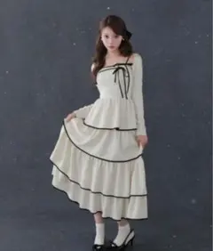M me eme エムエメ ダブルストラップスリットワンピース - メルカリ