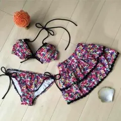 ✨美品✨【KariAng】お花柄 ビキニ 3点セット♡のサムネイル