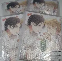 ハッピー・オブ・ジ・エンド　柏木千紘 　ケイト キャンバスボード　４点セット