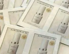 20包　マキアージュ　エッセンスリキッドEX