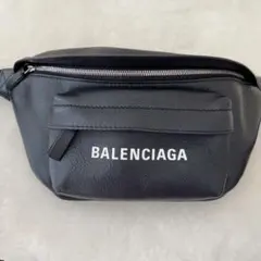 2025年最新】BALENCIAGA ボディバッグ・ウエストポーチの人気アイテム