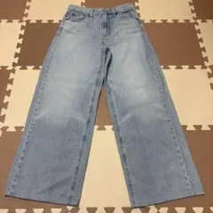ライトブルー ワイドストレートデニムパンツ　UNIQLO 美品