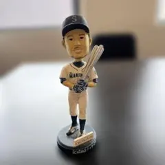 ボブルヘッド人形 オリックスバファローズ T岡田 - メルカリ