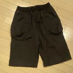 ピ*ー様 ブラックショートパンツ GIVENCY 2025年最新】Givenchy メンズ ショートパンツ・ハーフパンツの
