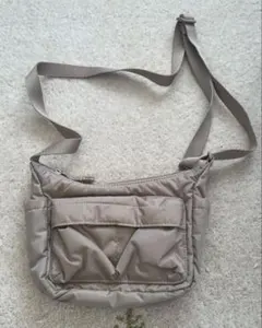 Item thumbnail for item ec436a52-6f11-4e2d-befc-6bf663eb4d2b