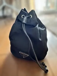 2025年最新】プラダ 巾着ポーチの人気アイテム - メルカリ