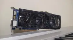 AMD ATI RADEON HD6970 動作品
