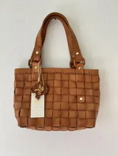 【未使用、タグ付き】ロビタ　Robita レザーバック　ナチュラル