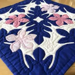 ハワイアンキルト プルメリアのタペストリーのサムネイル