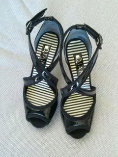 美品☆ダイアナ オープントゥーサンダル