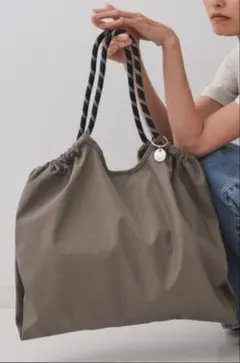 OPAQUE.CLIP トートバッグのサムネイル