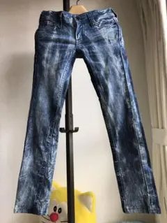 お値引きしました　新品未使用　EDWIN スキニーデニム　ジーンズ