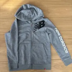 new balance グレー パーカー　140cm