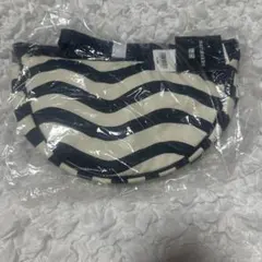 マリメッコ　ユニクロ　ラウンド　ミニショルダーバッグ ネイビー