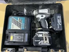 Makita 充電式インパクトドライバ 電動工具 TD147DRFXW マキタ