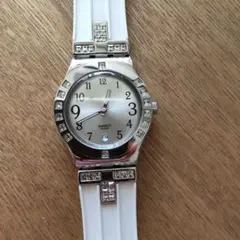 【美品】 Swatch スウォッチ　レディース腕時計 ビジュー付