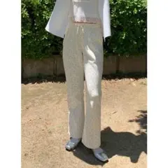 新品未開封　suzie angel 花柄 フレアパンツ