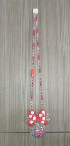 ディズニー　ミニー　光る　おもちゃ　ペンダント　ネックレス　ディズニーリゾート