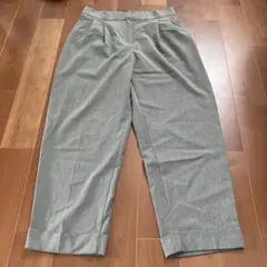 ZARA スラックス Mサイズ