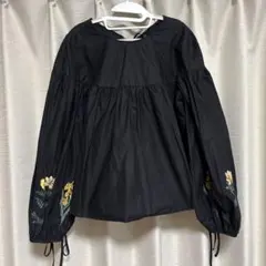 ZARA 刺繍入り長袖ブラウス ブラック S