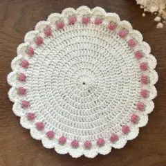 No95いちごのポットマット　レッド　鍋敷き　かぎ針編み　手作り　編み物　手芸