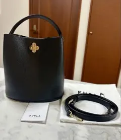 FURLA ダナエ 2way ブラックレザー ショルダーバッグ
