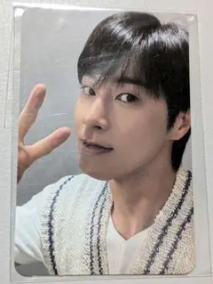 SMTOWN 2025 トレカ 東方神起 ユンホ ユノ smtown 2025 6000円 トレカ 東方神起 TVXQ ユンホ ユノ - メルカリ