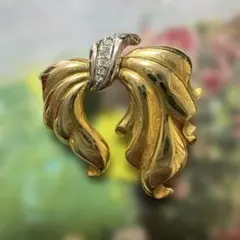 ゴールドシルバーブローチ 葉デザイン