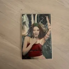 Le Sserafim ユンジン　タワレコ特典シール