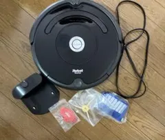iRobot Roomba i3 ロボット掃除機本体 - メルカリ