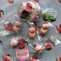 こびとづかんガチャ　カクレモモジリコレクション フェイスポーチ　カクレモモジリ