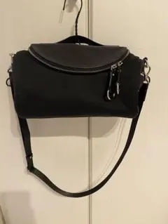 nouer ショルダーバッグ ブラック