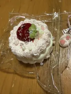 soft Dream ホールケーキ　Mサイズ　スクイーズ